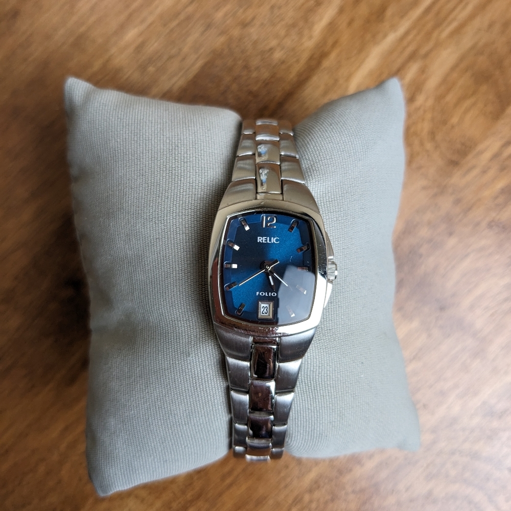 Fossil Relic Watch with Date